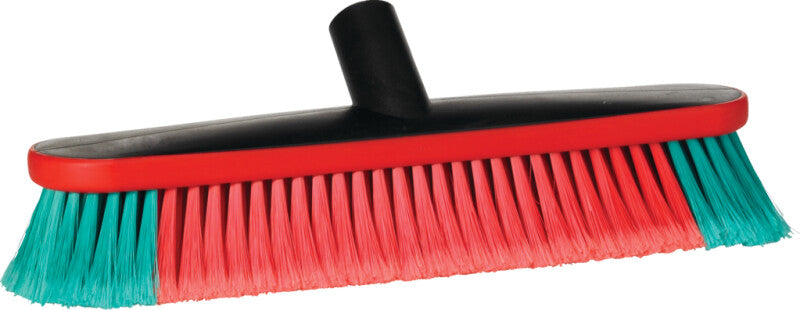 Vikan Vehicle Brush, Water Fed, 370mm, Soft/Split, BLACK